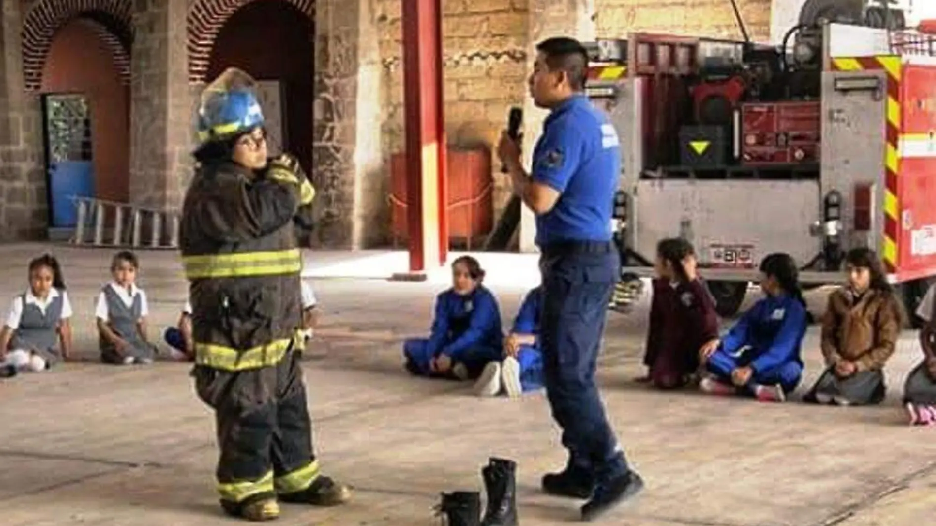 Debido a que los cursos de verano son en un periodo de tiempo breve, la capacitación se ajusta.  Foto Cortesía.